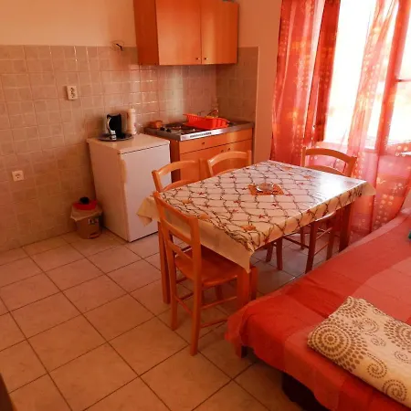 Senny Apartman *